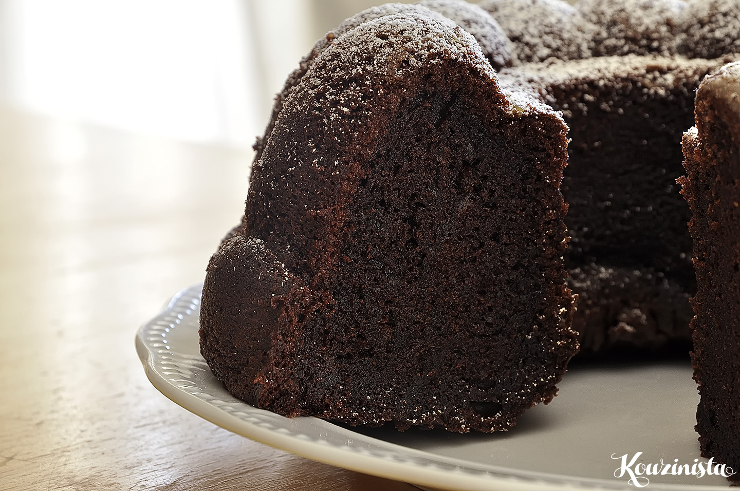 Υγρό σοκολατένιο κέικ / Moist chocolate cake