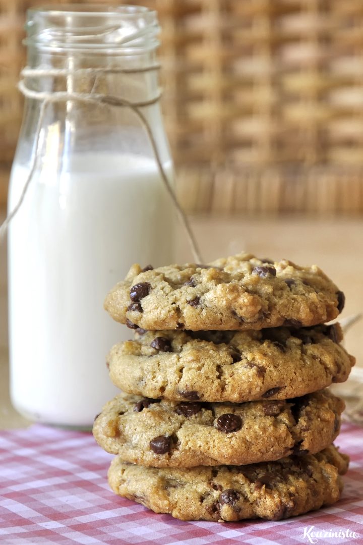 Cookies με ταχίνι, βρώμη και σοκολάτα