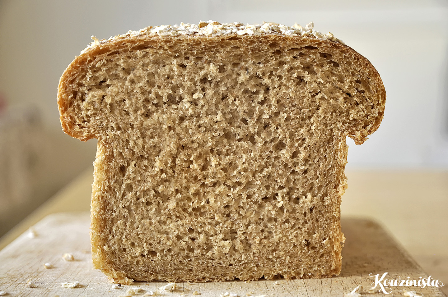 Ψωμί με νιφάδες βρώμης και ελαιόλαδο / Soft honey oat bread