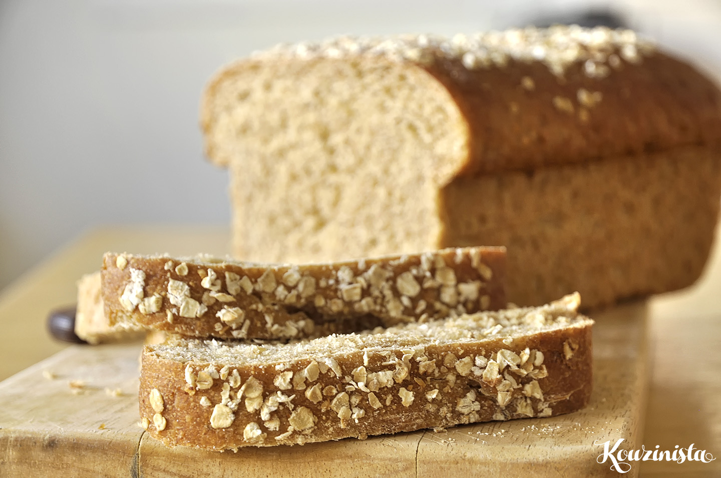 Ψωμί με νιφάδες βρώμης και ελαιόλαδο / Soft honey oat bread