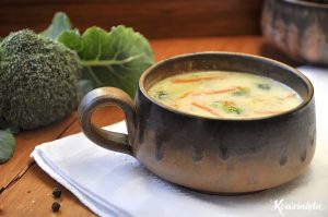 Σούπα λαχανικών με τυρί cheddar / Cheddar broccoli soup