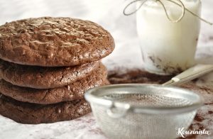 Σοκολατένια cookies χωρίς αλεύρι και βούτυρο / Flourless chocolate walnut cookies