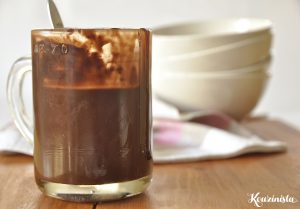 Παγωτό dulce de leche με σως πραλίνας φουντουκιού / Dulce de leech ice-cream with nutella sauce