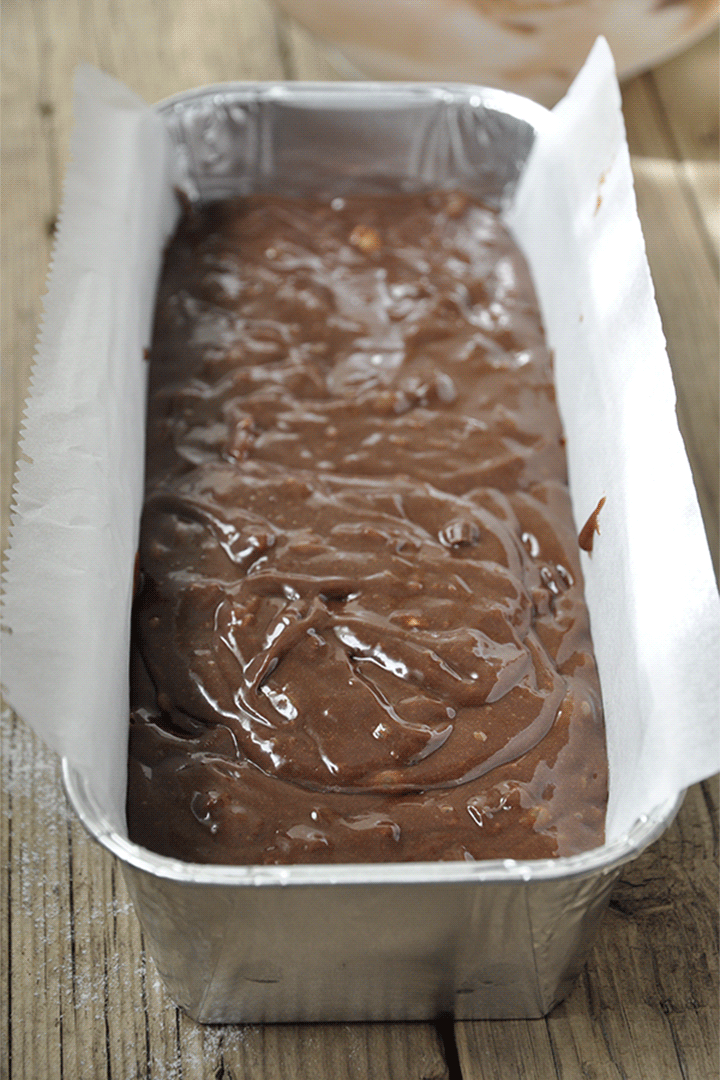 Κέικ πραλίνας φουντουκιού με τρία υλικά (χωρίς μίξερ) / Three ingredient nutella loaf cake (no mixer)